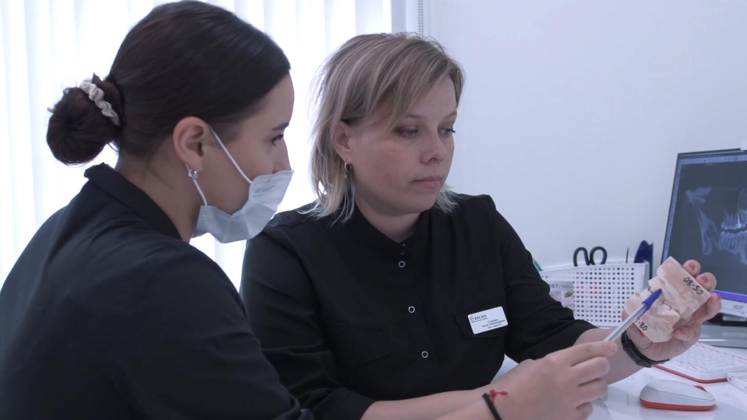 Брекеты - установка брекет системы | Ортодонт Гатчина Брекеты - установка брекет системы | Ортодонт Гатчина